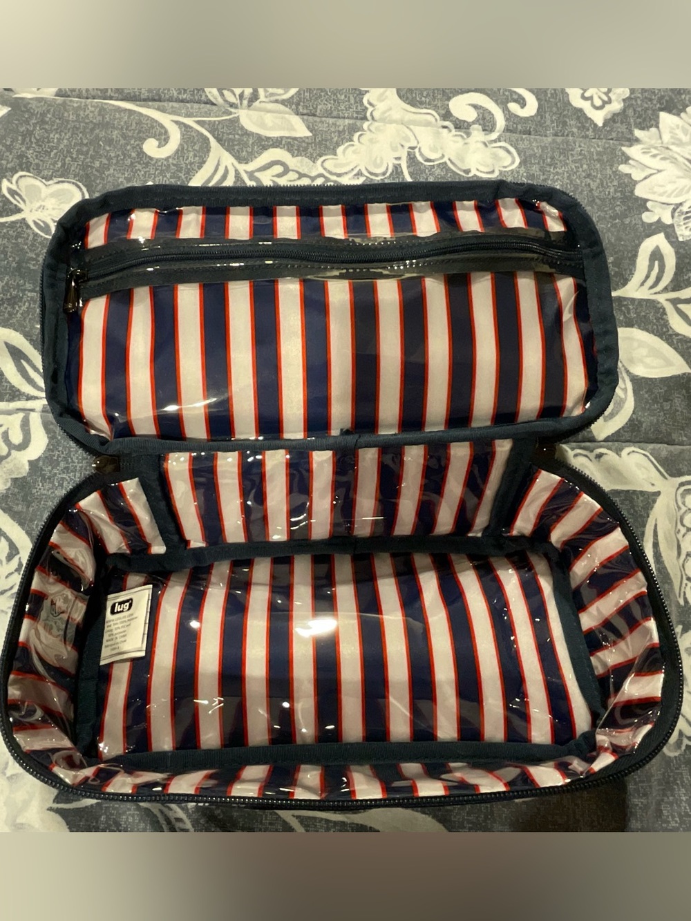 Lug Stowaway Cosmetic Case - Picture 4 of 7